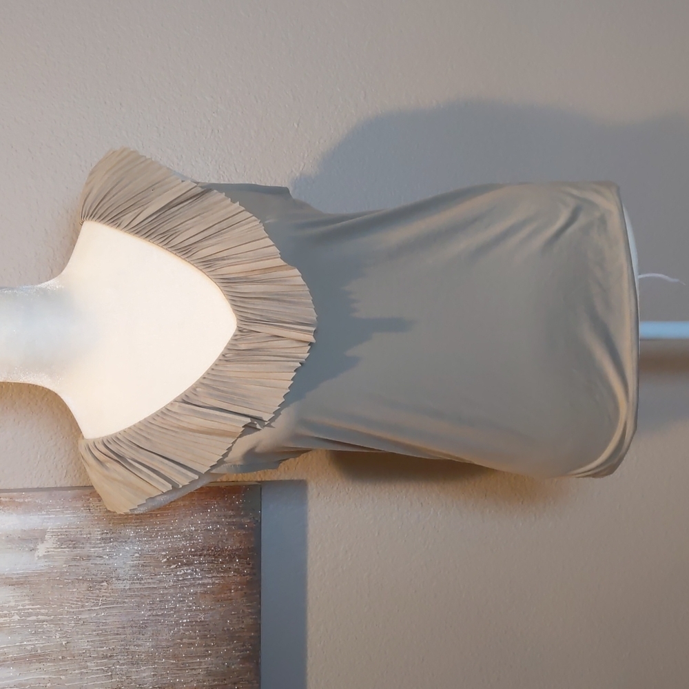 Banana Republic ruffle top tank